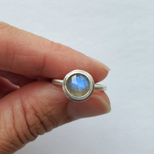 Full Moon Labradorite Ring