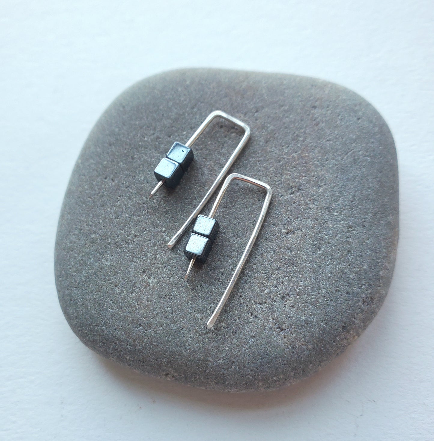 Hematite Hooks