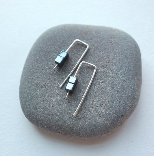 Hematite Hooks