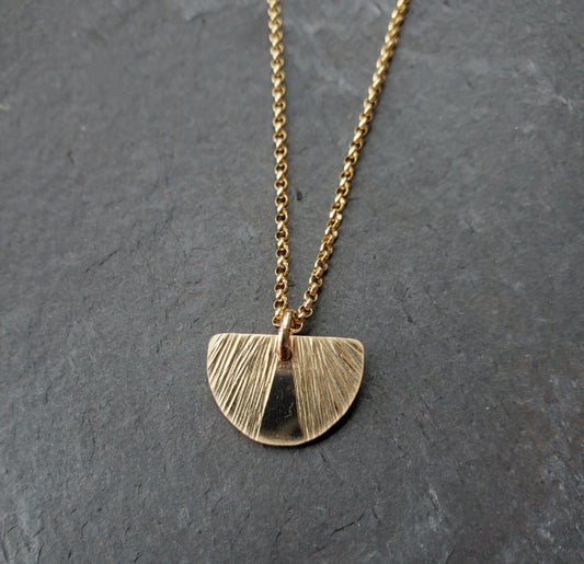 Ray Necklace