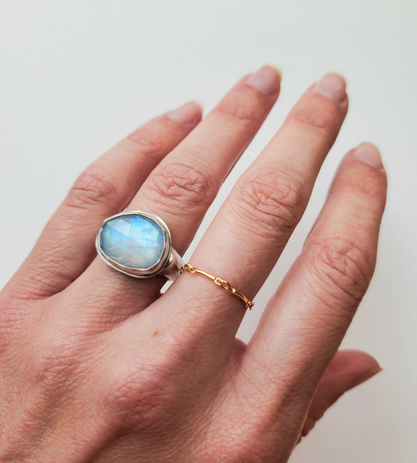 Square Ring - Moonstone - Size 7