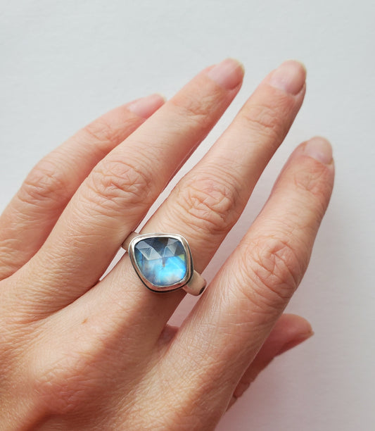 Square Ring- Moonstone - Size 9