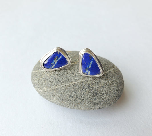 Lapis Studs