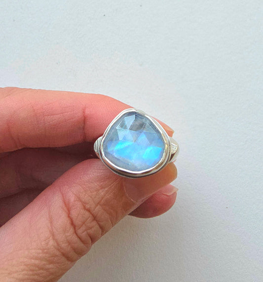 Square Ring - Moonstone- Size 7.5