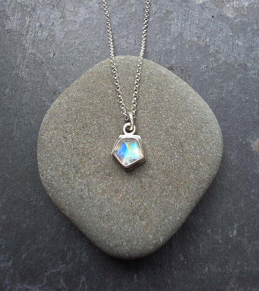 Moonstone Facet Necklace 1