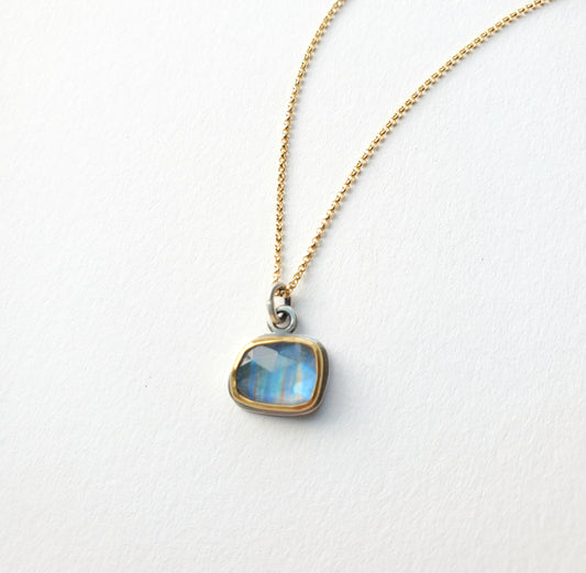 Golden Moonbeam Necklace